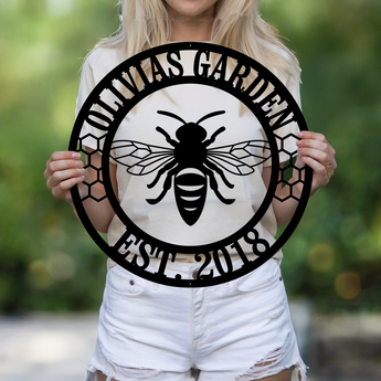 Bee garden personalized metal sign - custom family name garden wall art