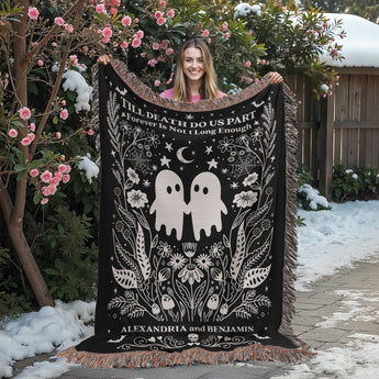 Personalized ghost woven blanket โ spooky-cute Halloween keepsake throw